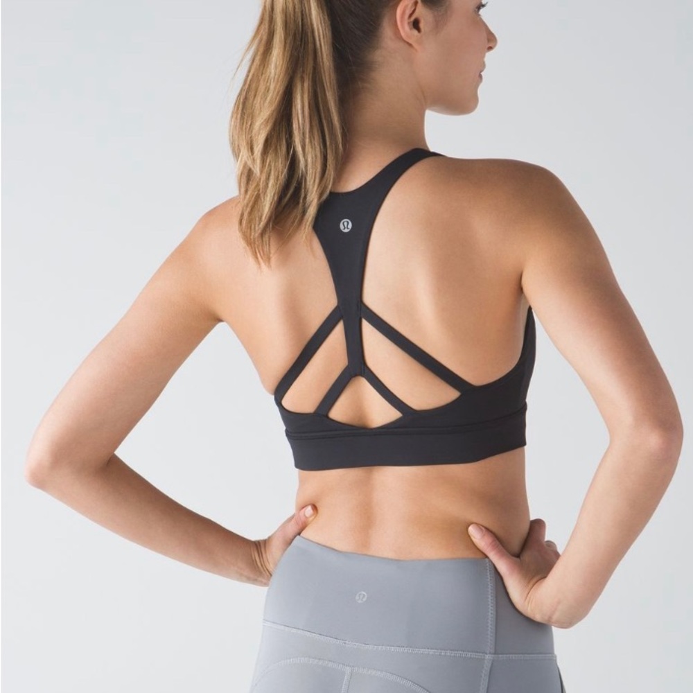 Lululemon circuit breaker bra size 4
